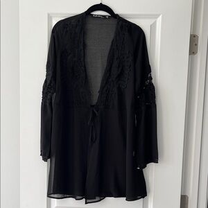 FOR LOVE & LEMONS Skivvies Black Annabelle Robe